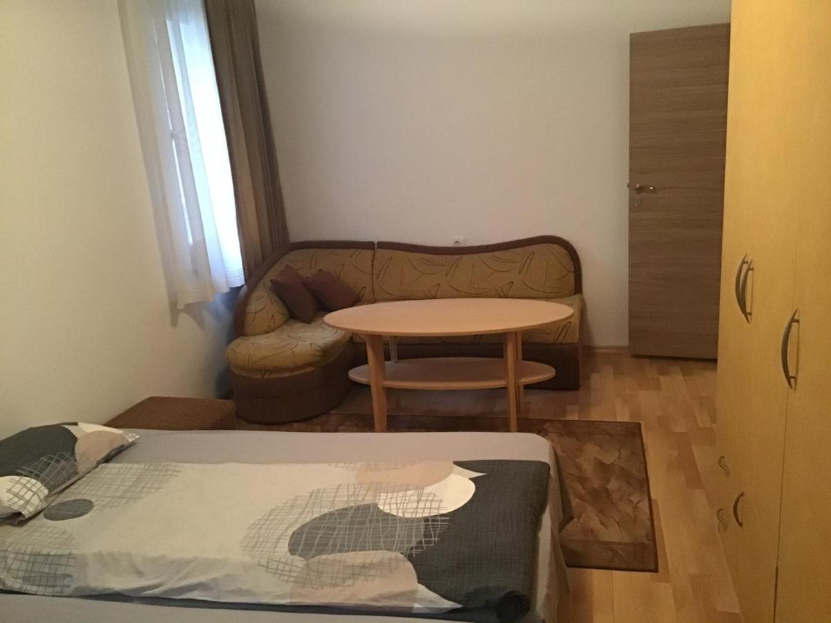 Aurora Guest House 네세부르 외부 사진